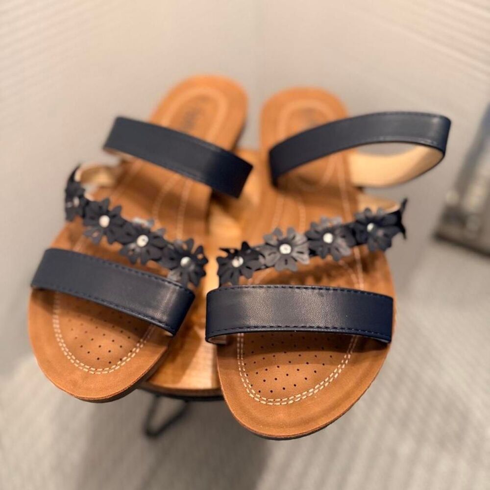 Women's Navy Sandals, Size 10